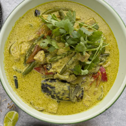 Coconut & Lime Green Curry
